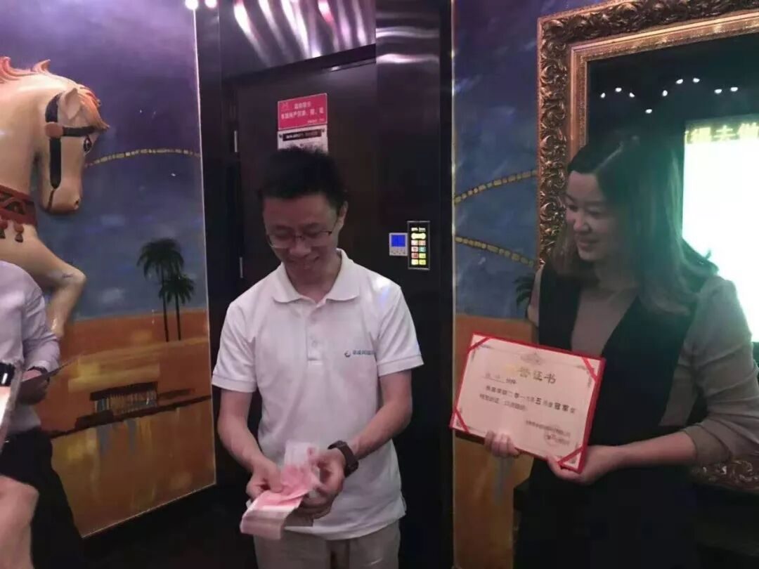 实力卓成-这个人有点优秀!