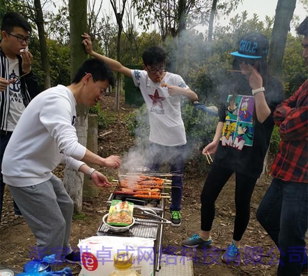 2016年卓成小伙伴第一次春游-真人cs